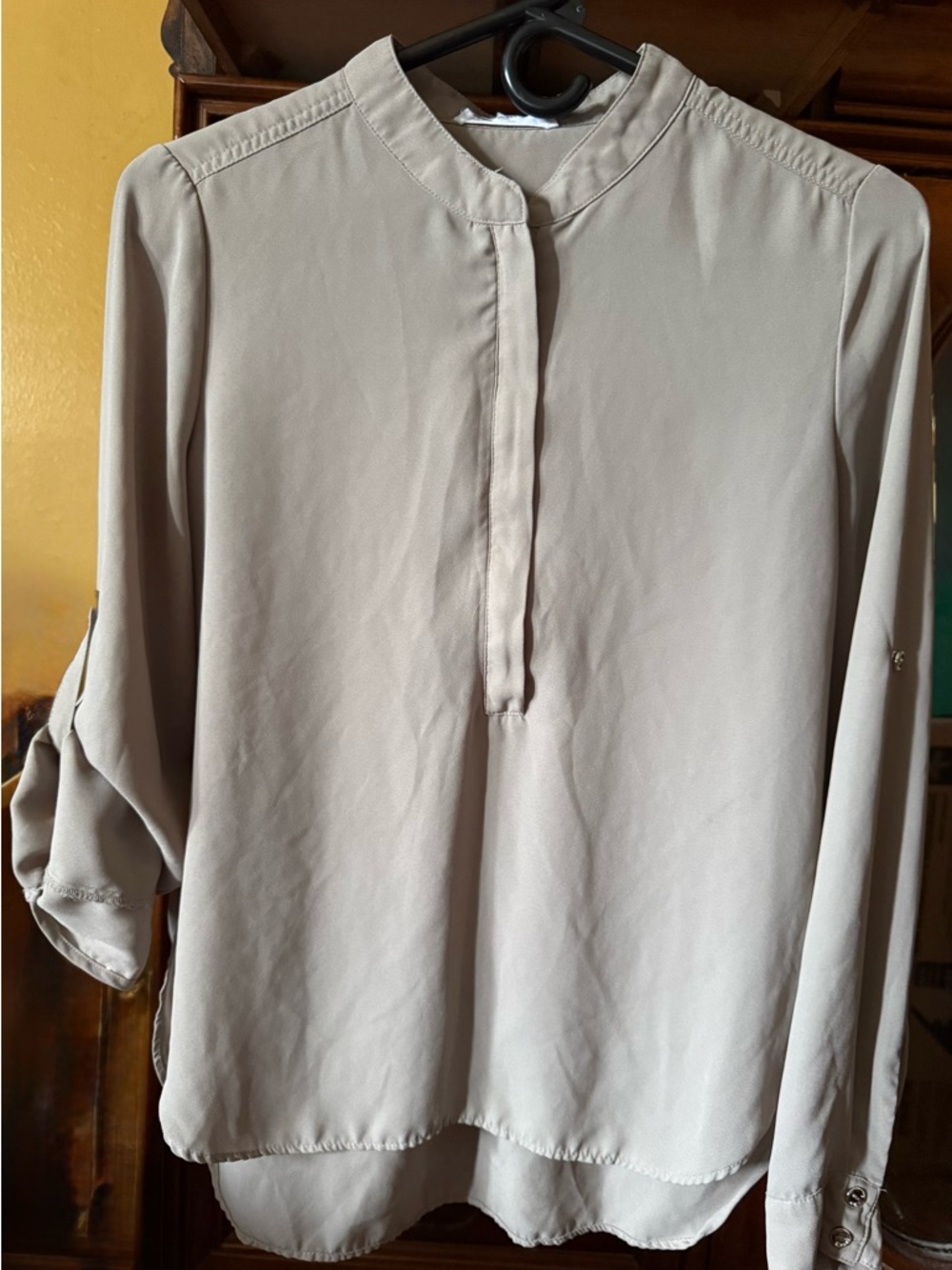 Stella Luce Taupe Band-Collar Roll-Tab Sleeve Blouse